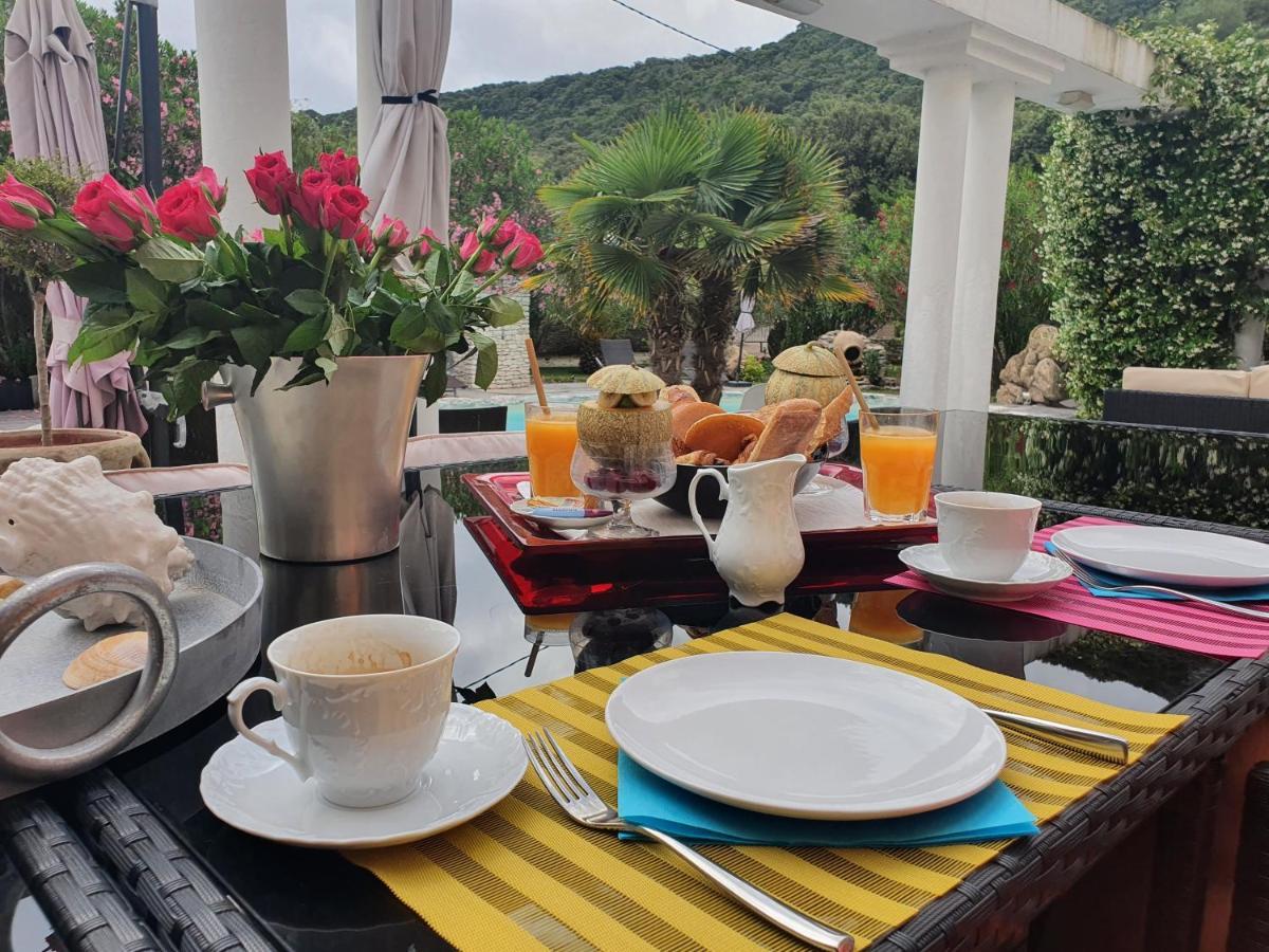 Petra-Bianca Bed & Breakfast Bonifacio  Bagian luar foto