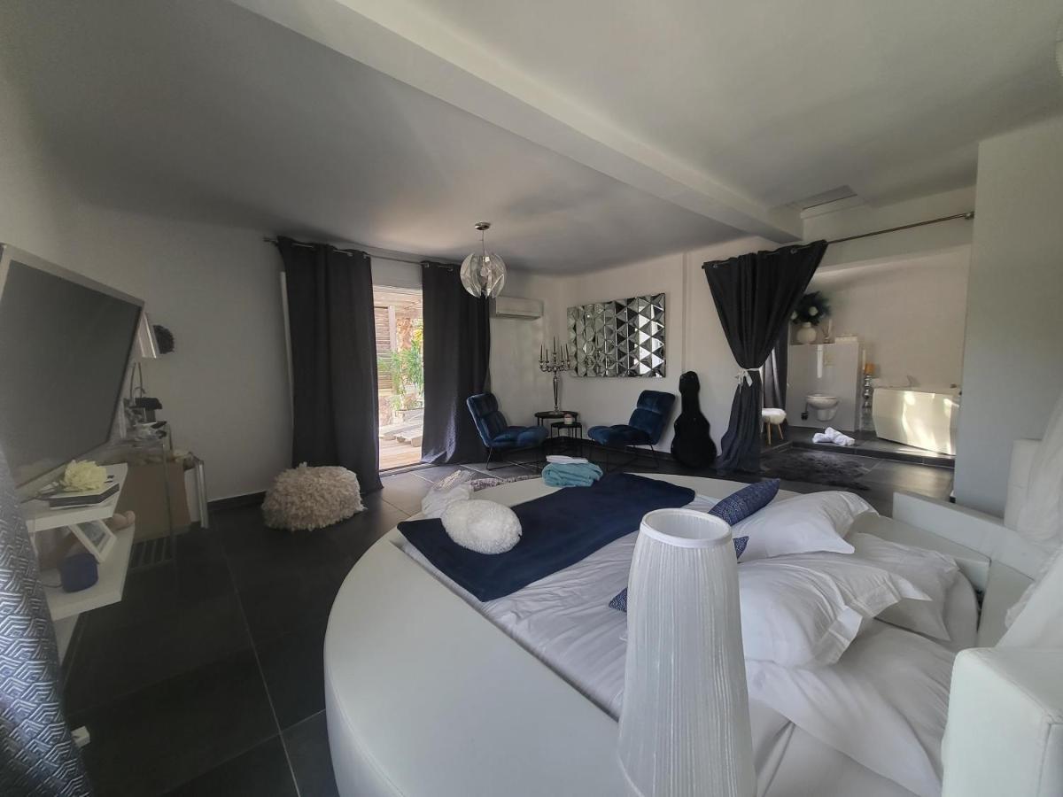Petra-Bianca Bed & Breakfast Bonifacio  Bagian luar foto