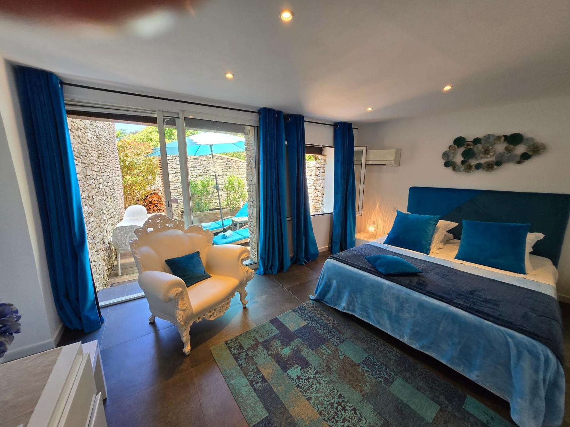 Petra-Bianca Bed & Breakfast Bonifacio  Bagian luar foto
